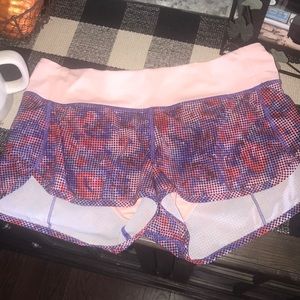 Lululemon floral dot run shorts size 6